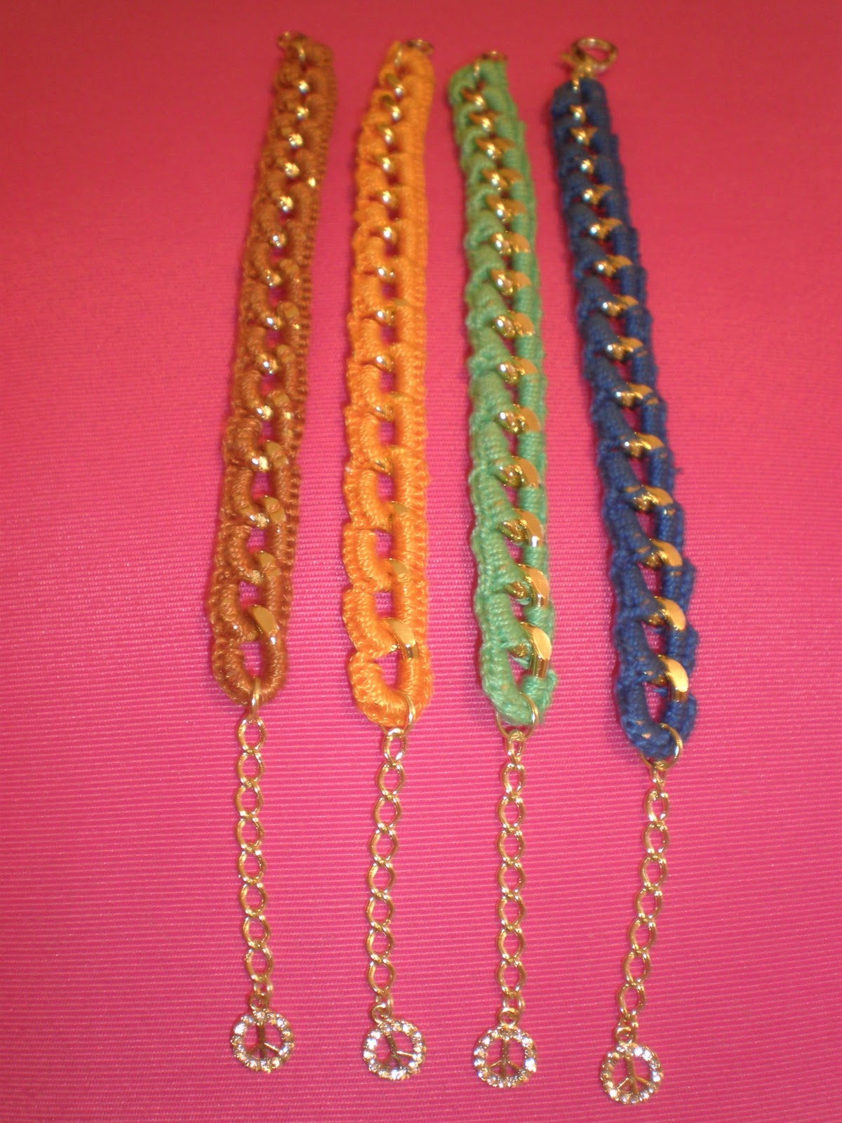 Julianne Moreira Pulseiras Crochê