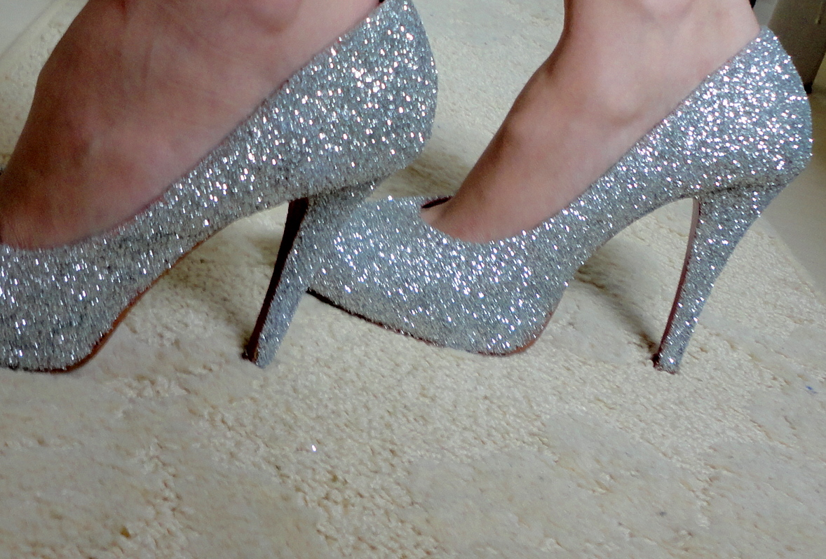 Hora de Diva Faça você mesma Seus sapatos com glitter
