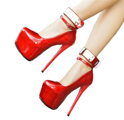 Comprar Sapato Vermelho Importado Barato&nbsp;Preço