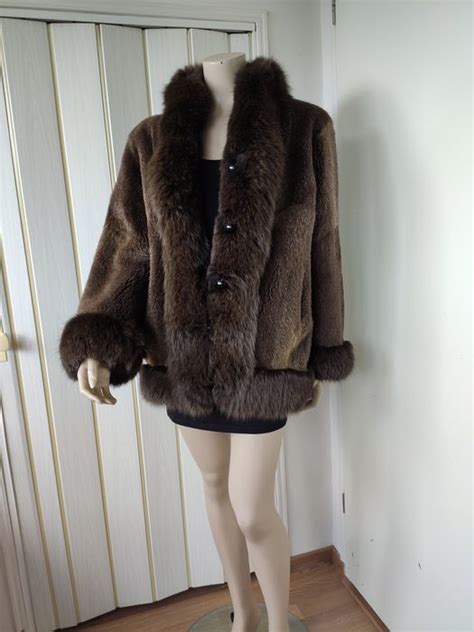 Comprar Casaco De Pele Yves Saint Laurent Barato Preço