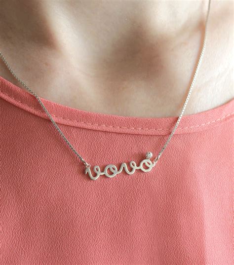 Comprar Colar Vovó Prata Barato&nbsp;Preço