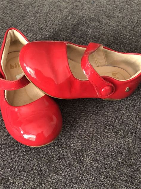Comprar Sapatos Vermelhos História Infantil Barato&nbsp;Preço