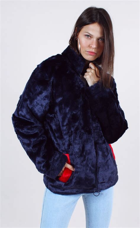 Comprar Casaco Pelo Fila Barato&nbsp;Preço